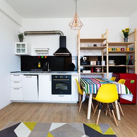 Colorful & Cozy Condo Cluj-Napoca Buitenkant foto