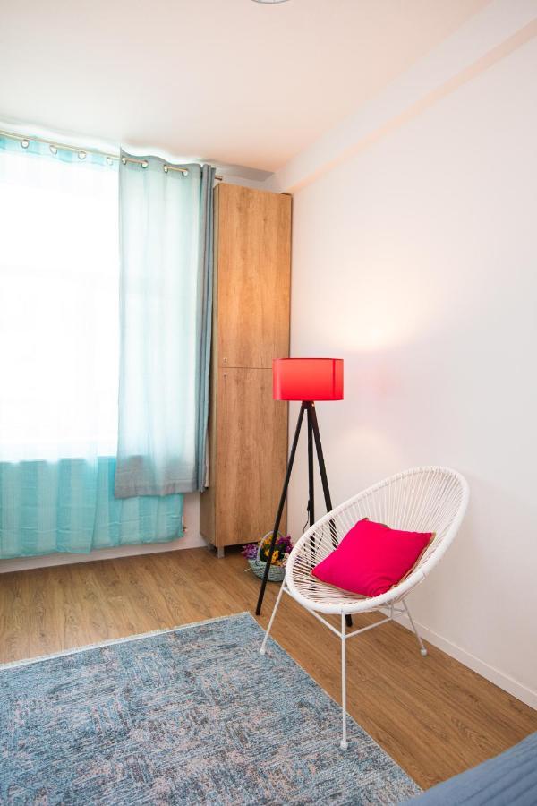 Colorful & Cozy Condo Cluj-Napoca Buitenkant foto